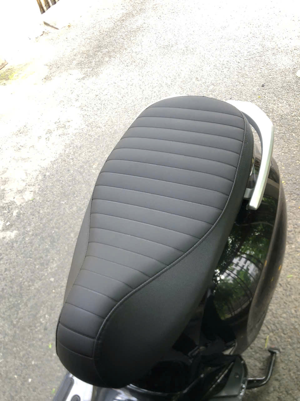 Xe máy điện Dibao Tesla Chic đèn tròn 