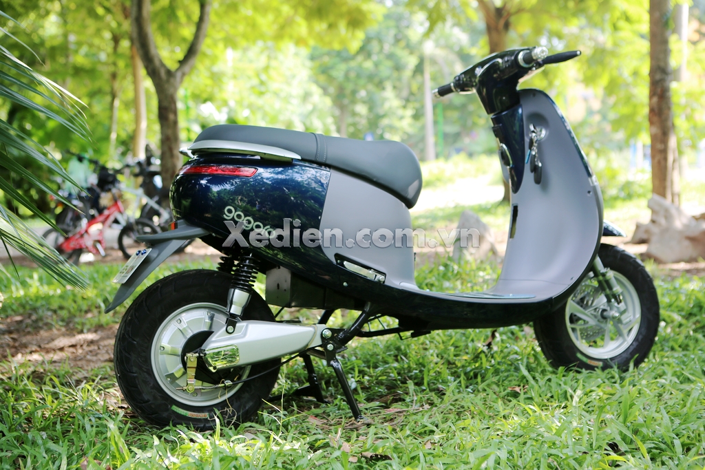 đuôi xe điện nioshima gogo