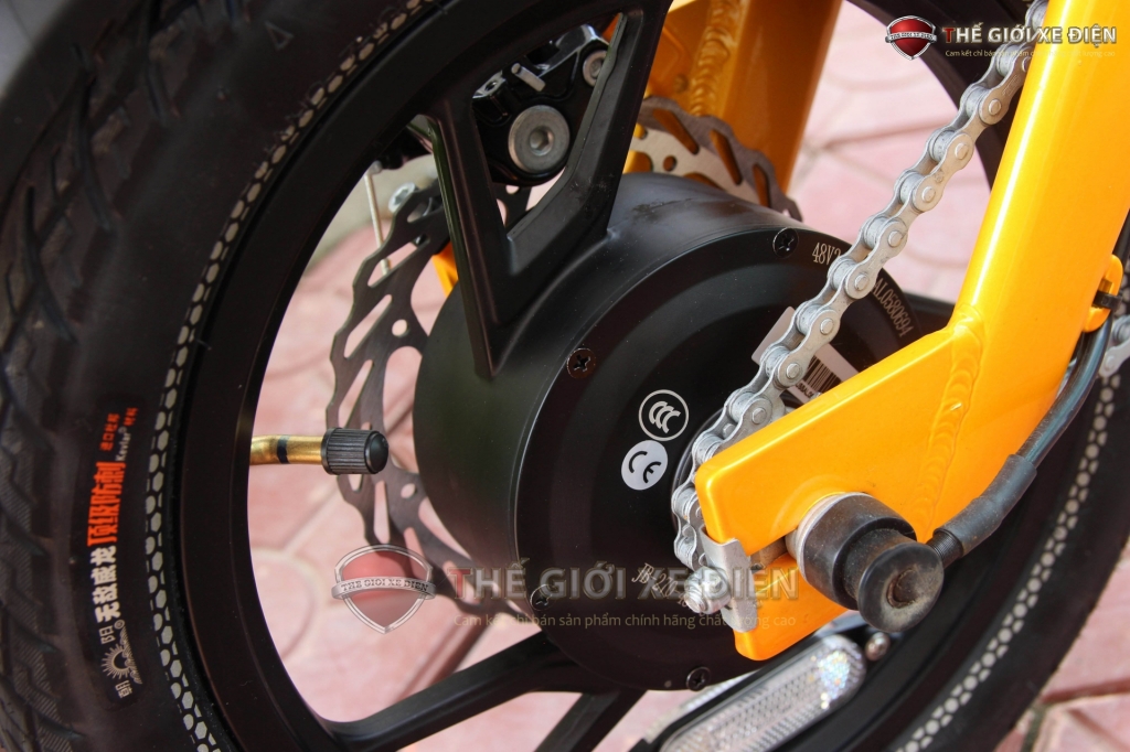 động cơ xe điện gấp aima