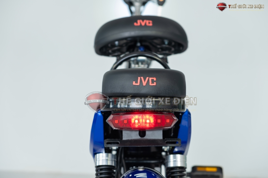 đèn hậu xe điện jvc winter