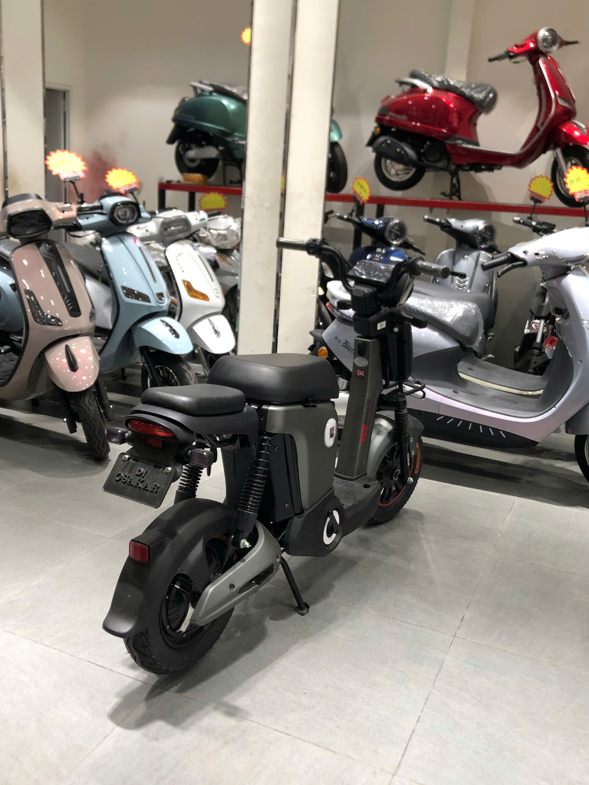 Trang bị 3 chìa khóa tiện dụng và bảo vệ tối đa