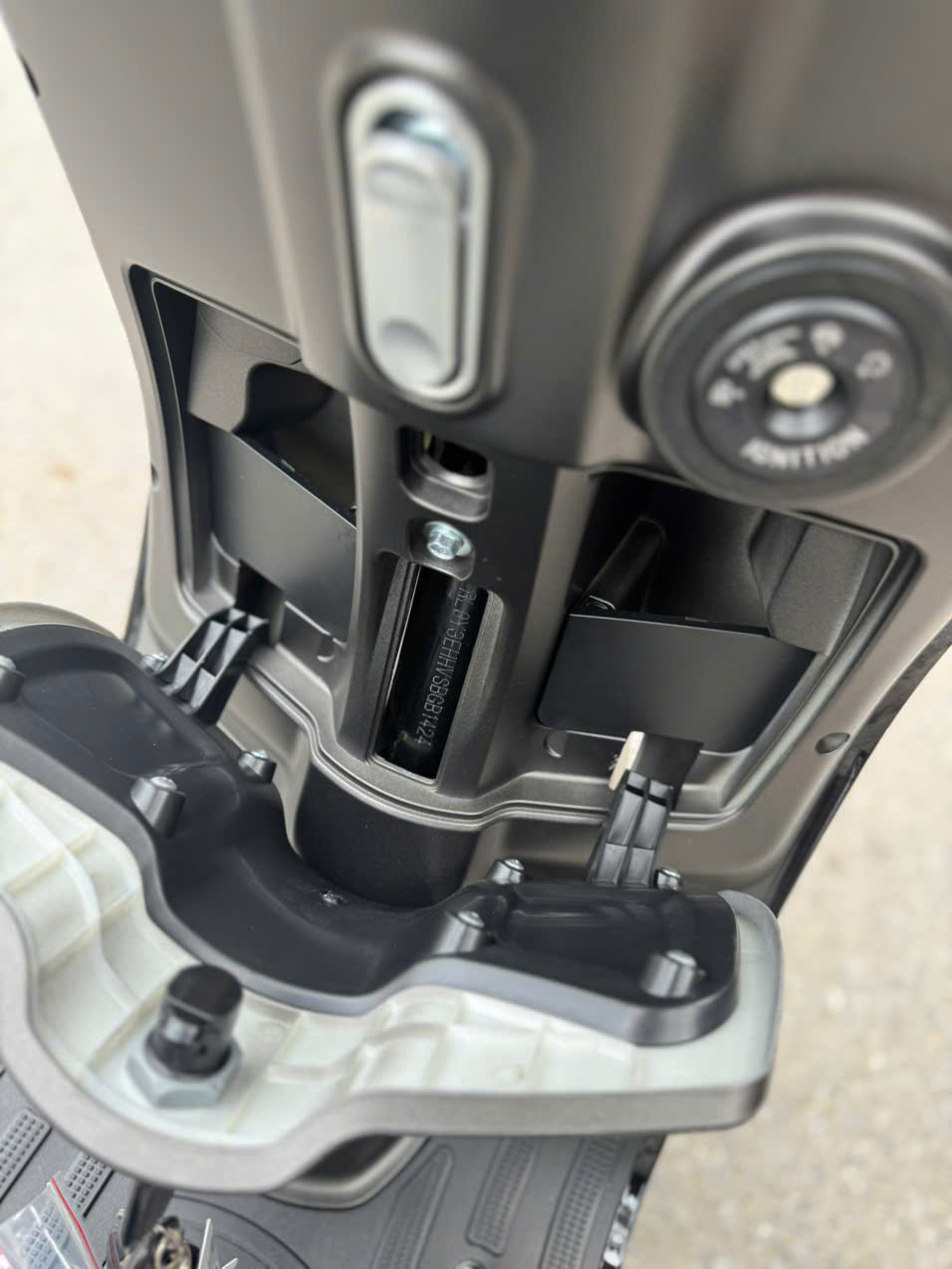 Xe Ga 50cc Vera S Việt Th&aacute;i Thế Hệ Mới