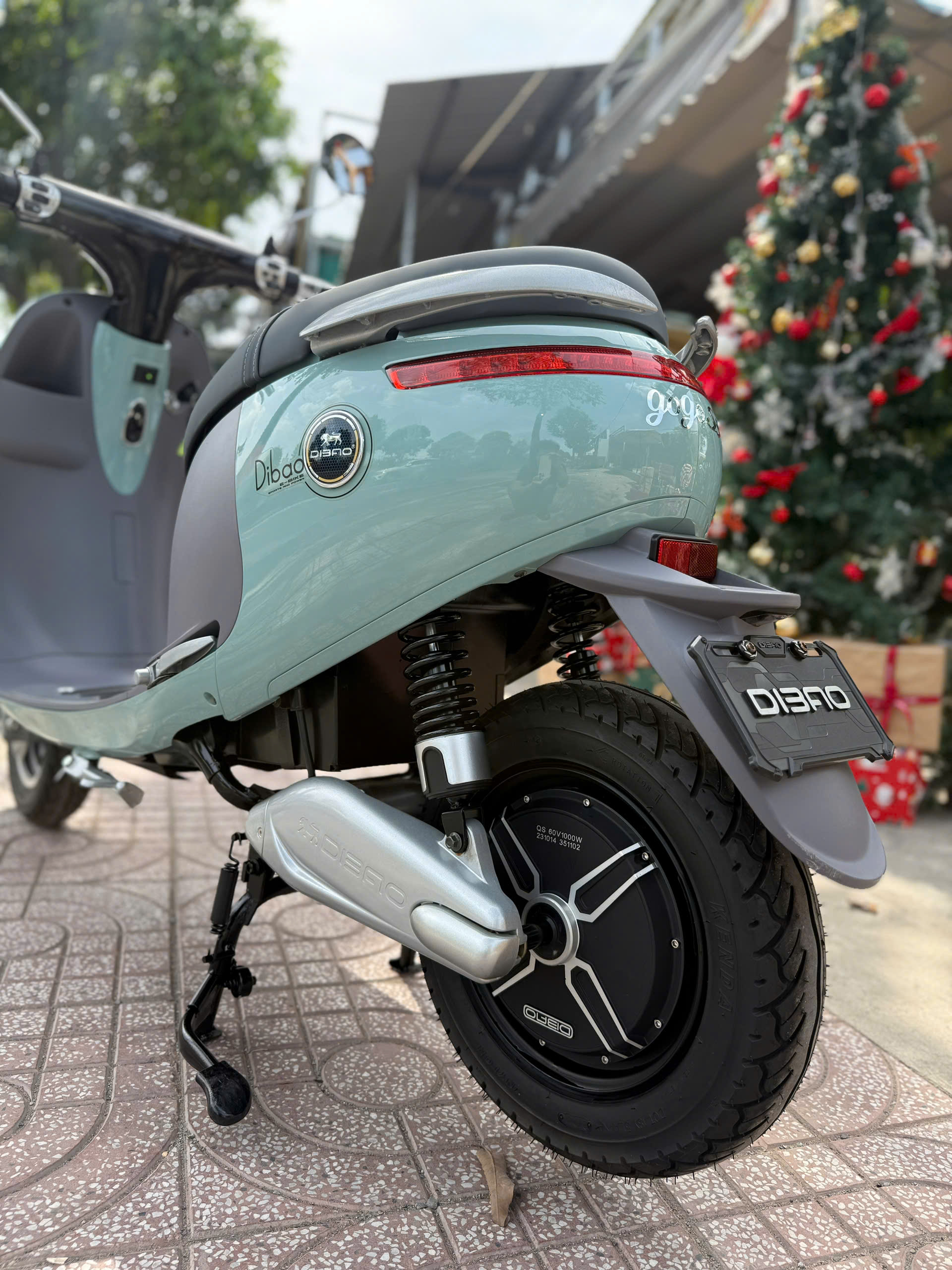 Xe M&aacute;y Điện Dibao Gogo S5 C&agrave;ng Nh&ocirc;m Đ&uacute;c