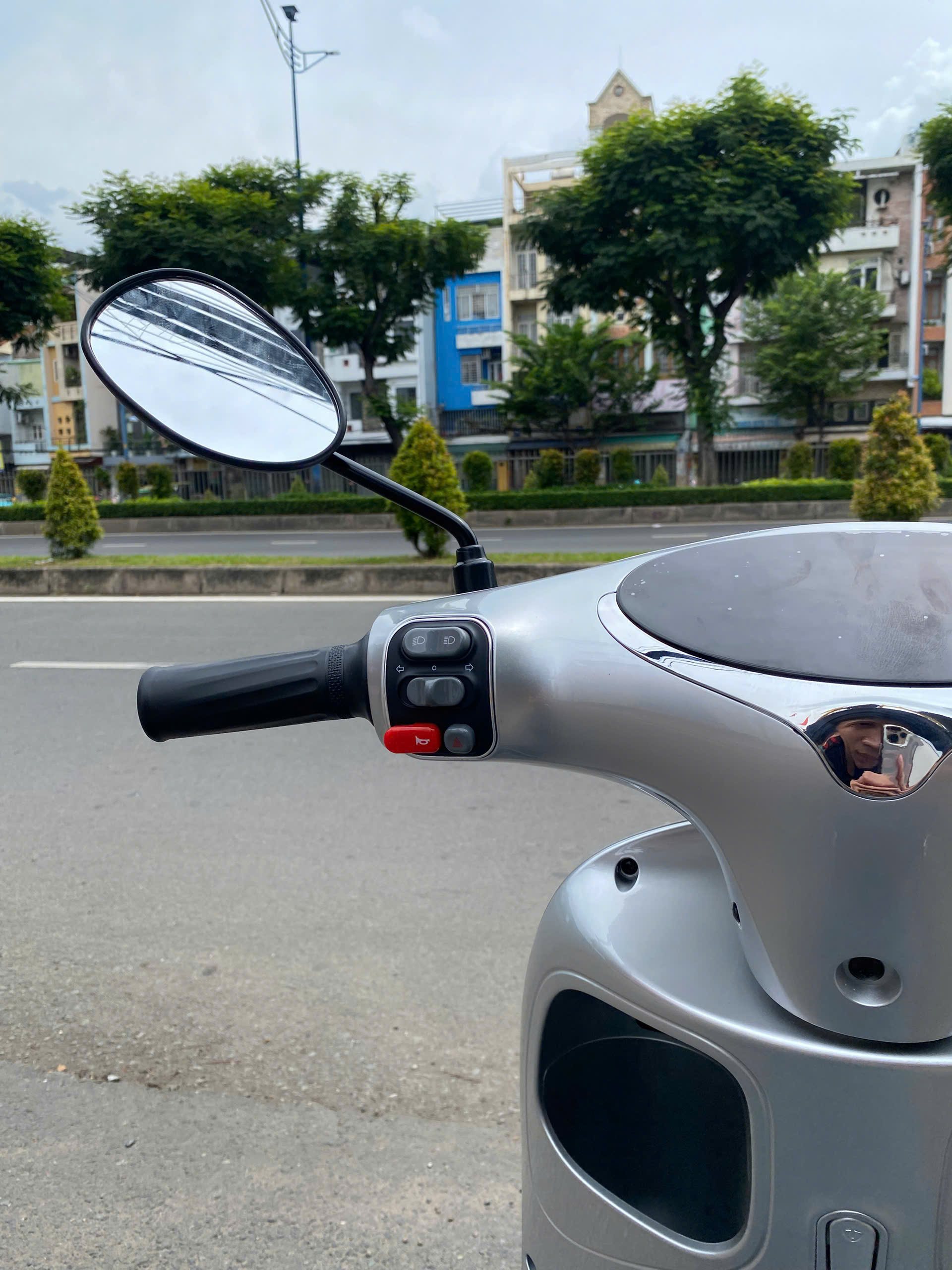 Xe Máy Điện Tailg Venus R53 6 Ắc Quy 23A 100km/1 Lần Sạc Xe Máy Điện Tailg Venus R53 6 Ắc Quy 23A 100km/1 Lần Sạc