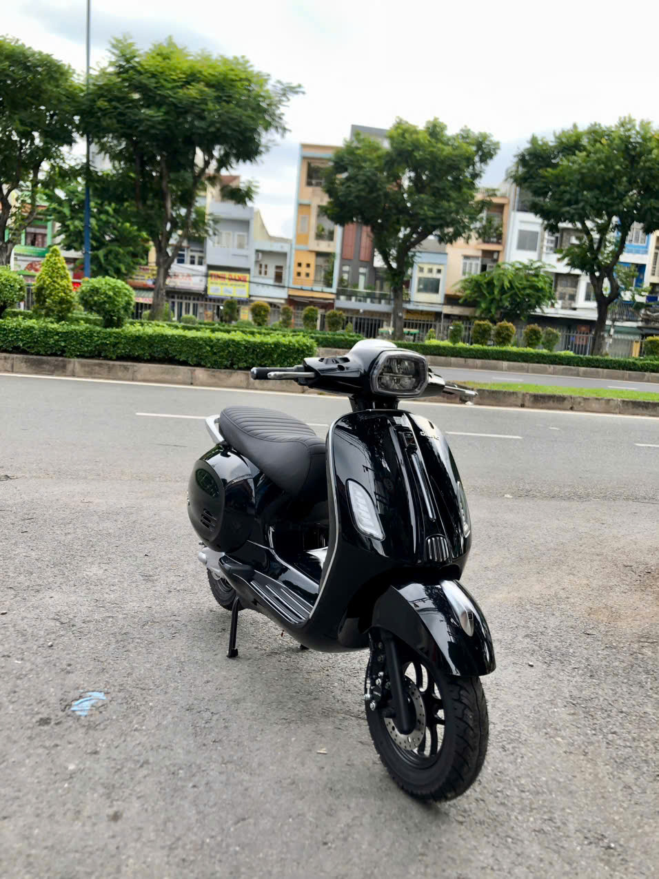 H&agrave; Nội chỉ hạn chế xe xăng theo khu vực & khung giờ tại V&agrave;nh đai 1, người d&acirc;n vẫn di chuyển b&igrave;nh thường