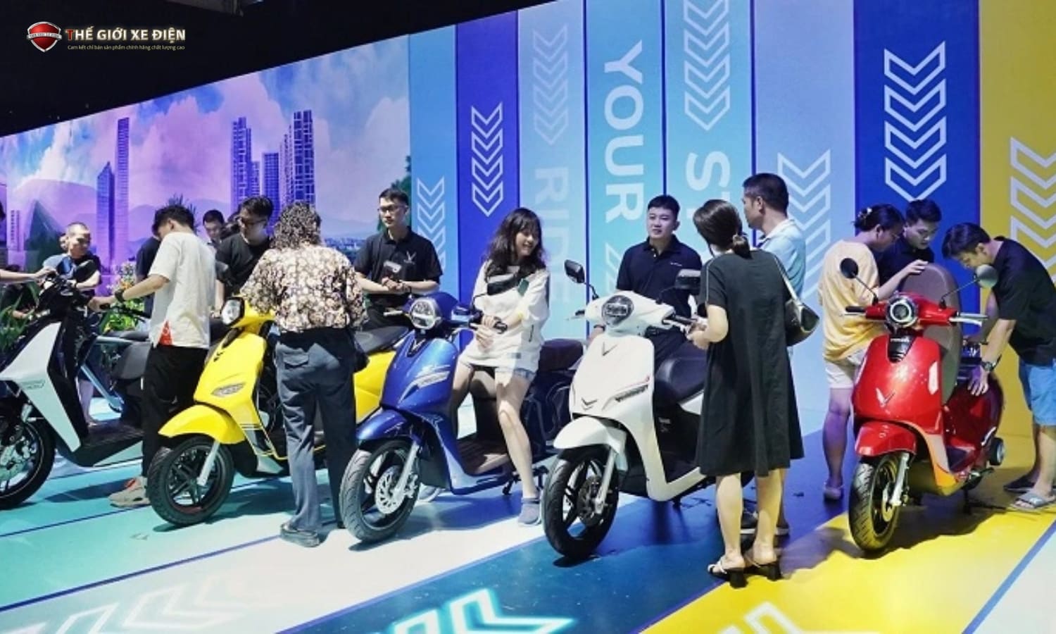 Gen Z có nên đầu tư xe điện để tiết kiệm chi phí và sống xanh