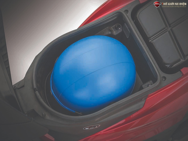 cốp đồ dung tích lớn của sym passing 50cc cốp đồ dung tích lớn của sym passing 50cc