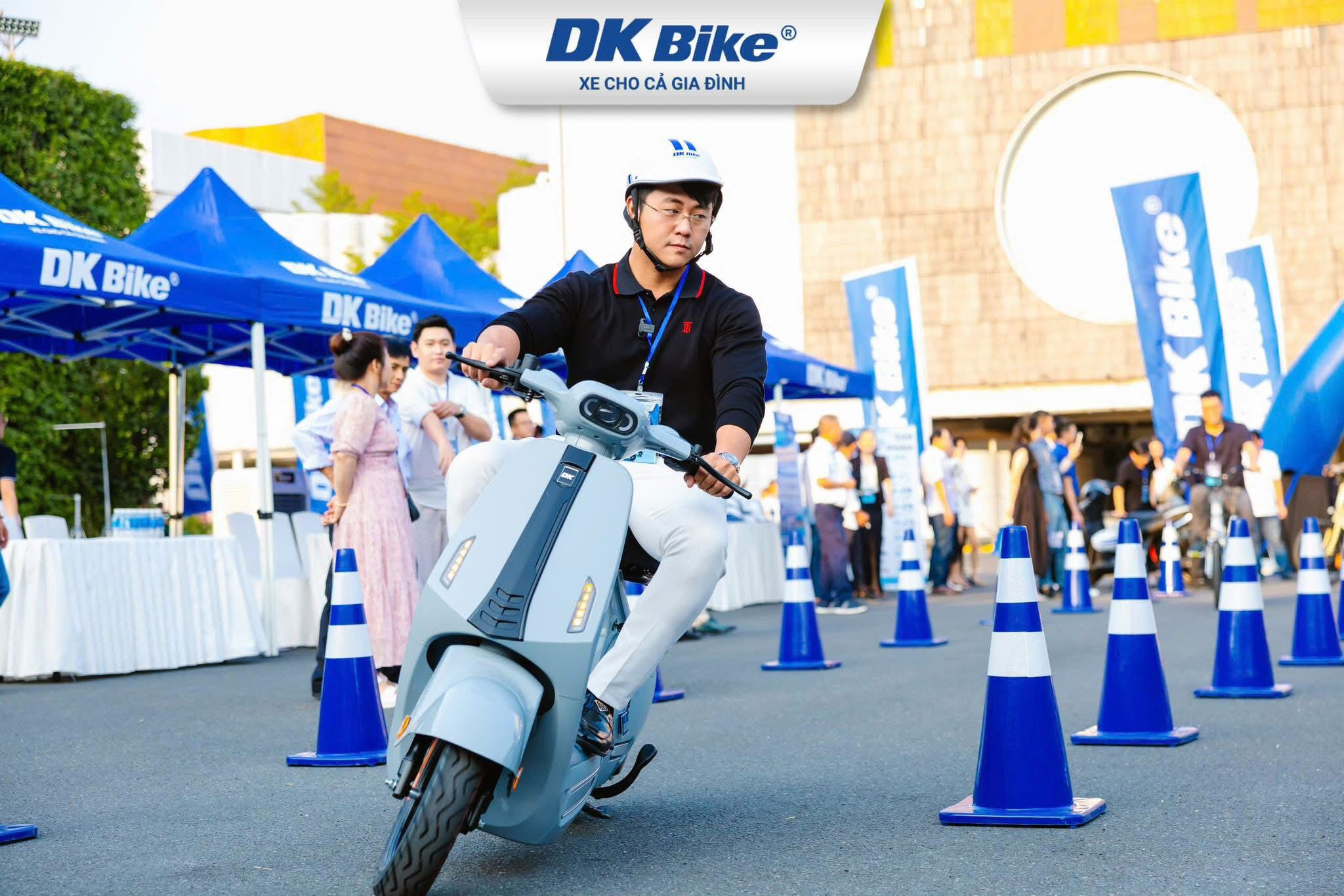 Giá xe điện Hot Trend 2025