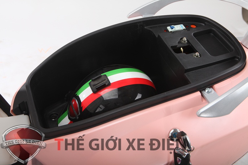 Cốp xe máy điện Vespa Suzika Cốp xe máy điện Vespa Suzika