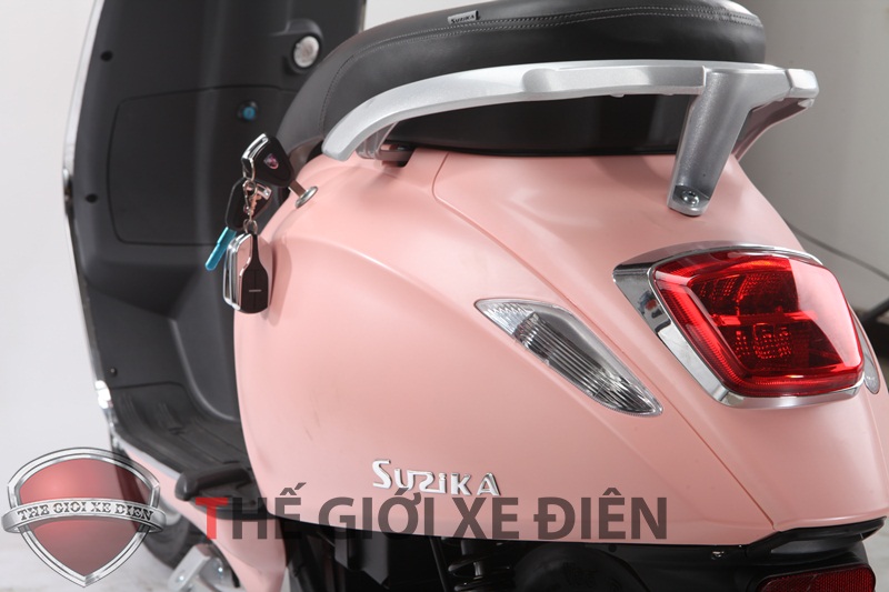 Đèn hậu xe máy điện Vespa Suzika Đèn hậu xe máy điện Vespa Suzika