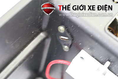 Cốp xe zoomer x5 Cốp xe zoomer x5
