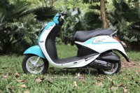 Xe Ga 50cc Elite SYM Trắng Đỏ/Trắng Xanh