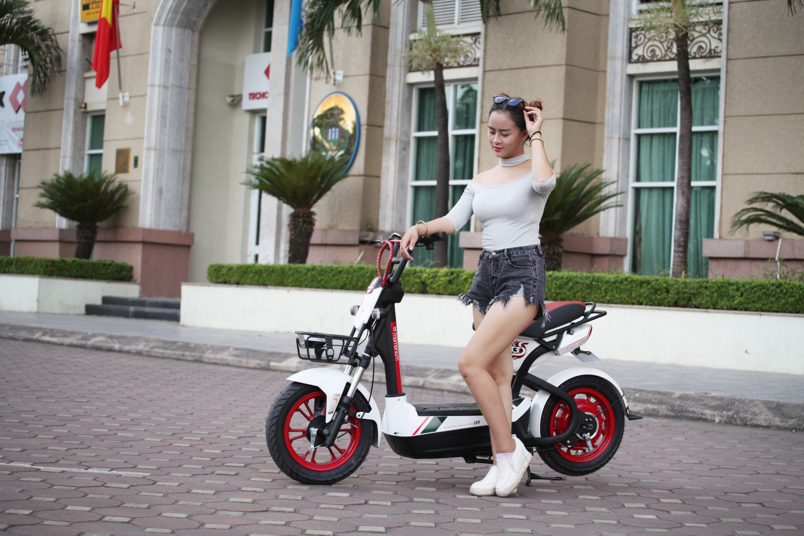 xe điện giant m133s plus chính hãng
