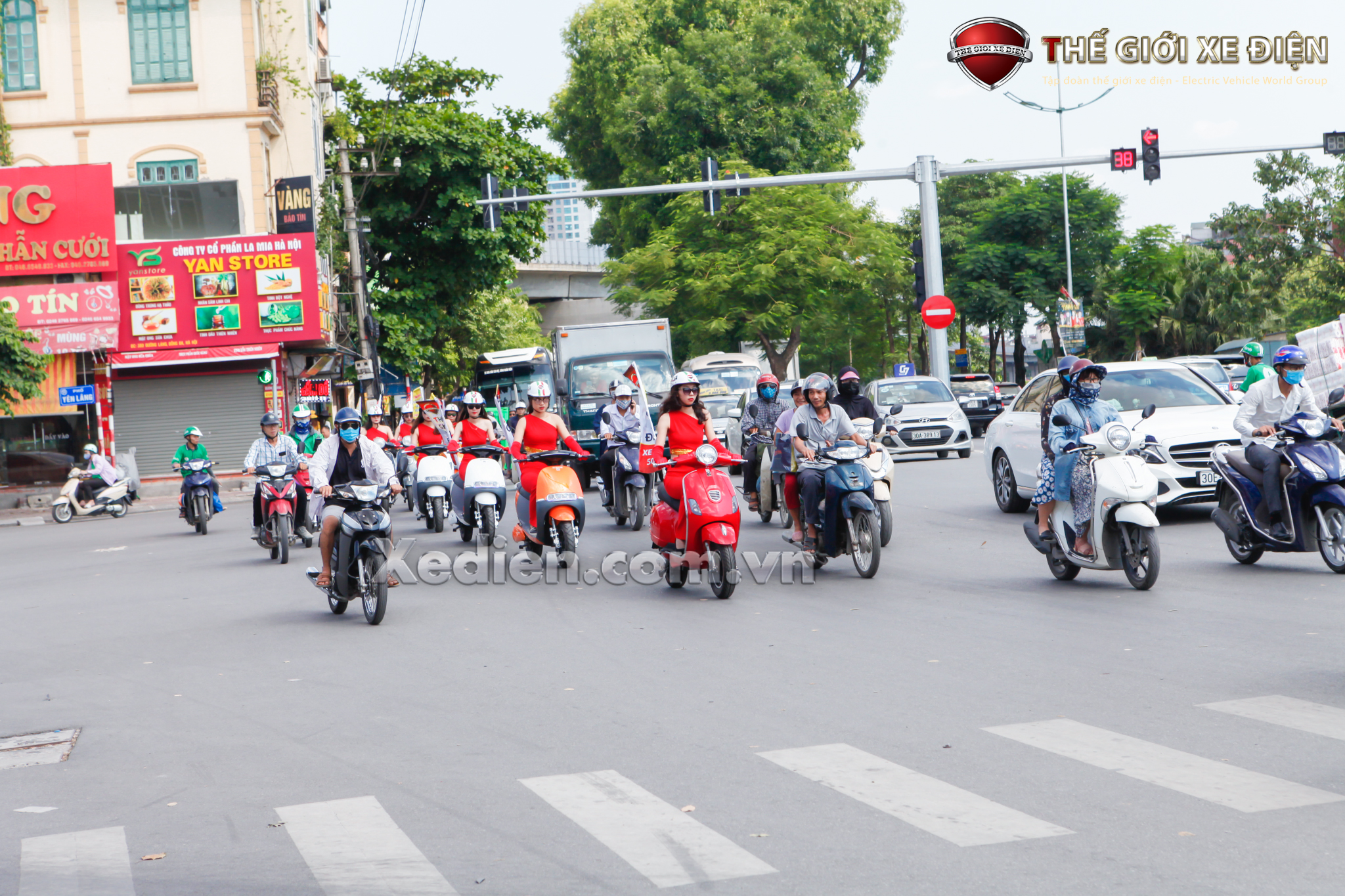 xe máy 50cc có cần bằng không?