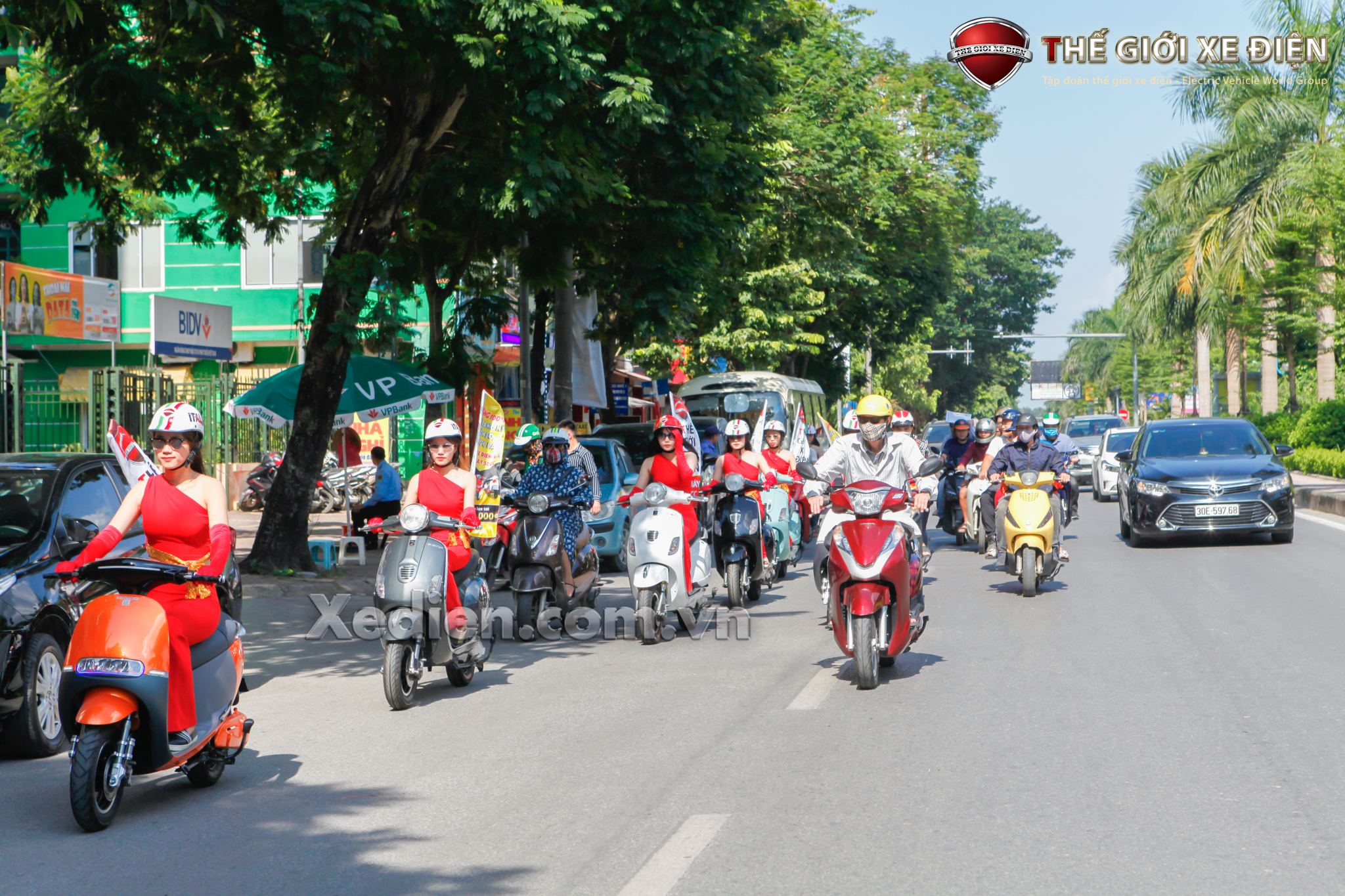 Bao nhiêu tuổi được đi xe máy trên 50cc