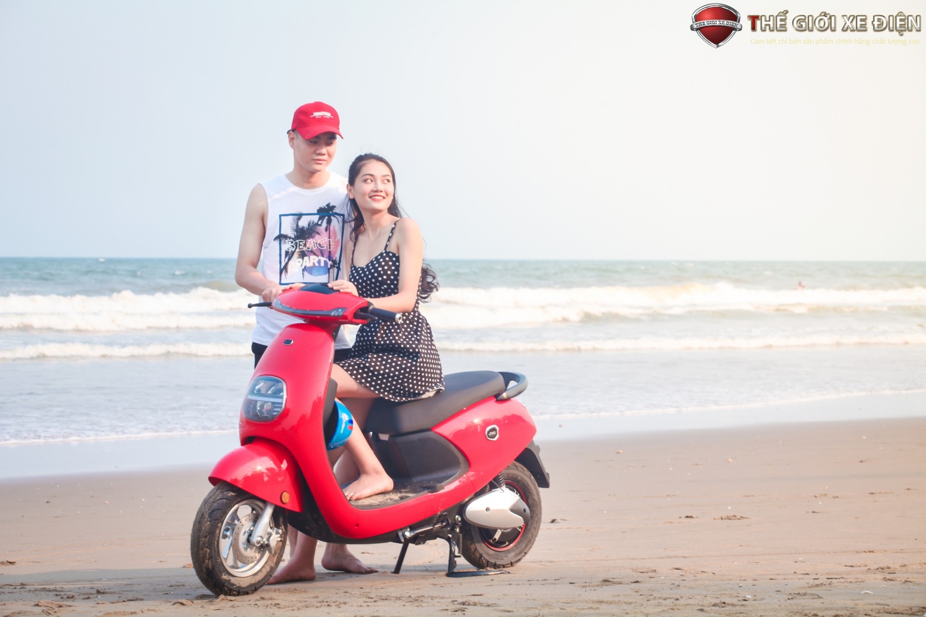 Bạn yêu thích phong cách đẳng cấp hoàng gia hãy chọn xe máy điện JVC Royal phanh đĩa