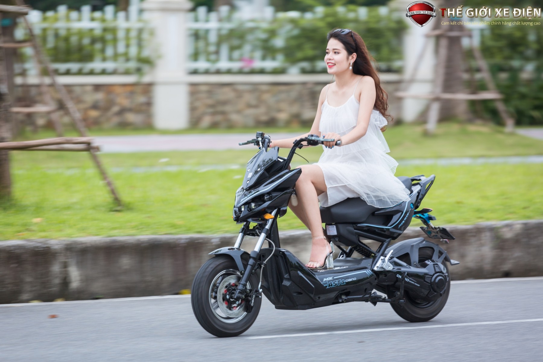 Mãn nhãn với vẻ hầm hố của xe máy điện Jeek Man Dibao