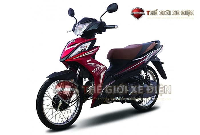 Xe máy 50cc SYM Galaxy góc cạnh rất hợp với các bạn nam sinh
