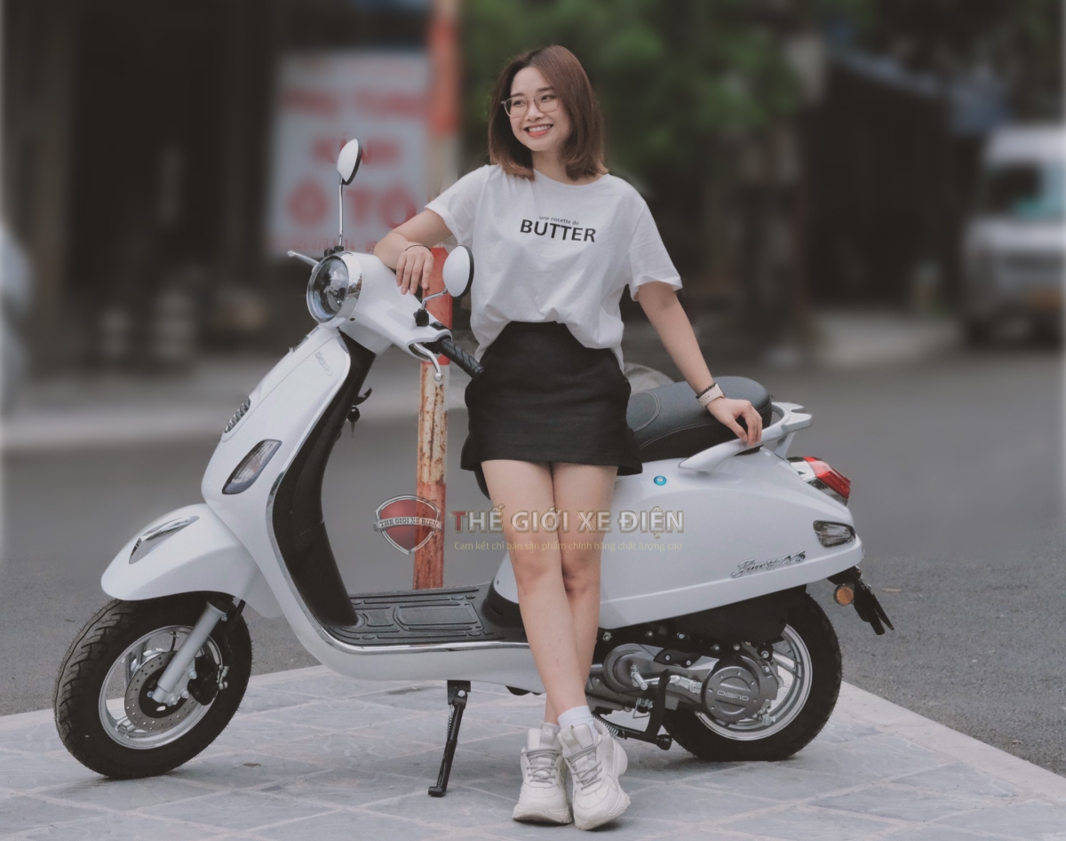 Cảm nhận đầu tiên khi trải nghiệm chiếc xe ga 50cc Vespa Dibao Pansy XS