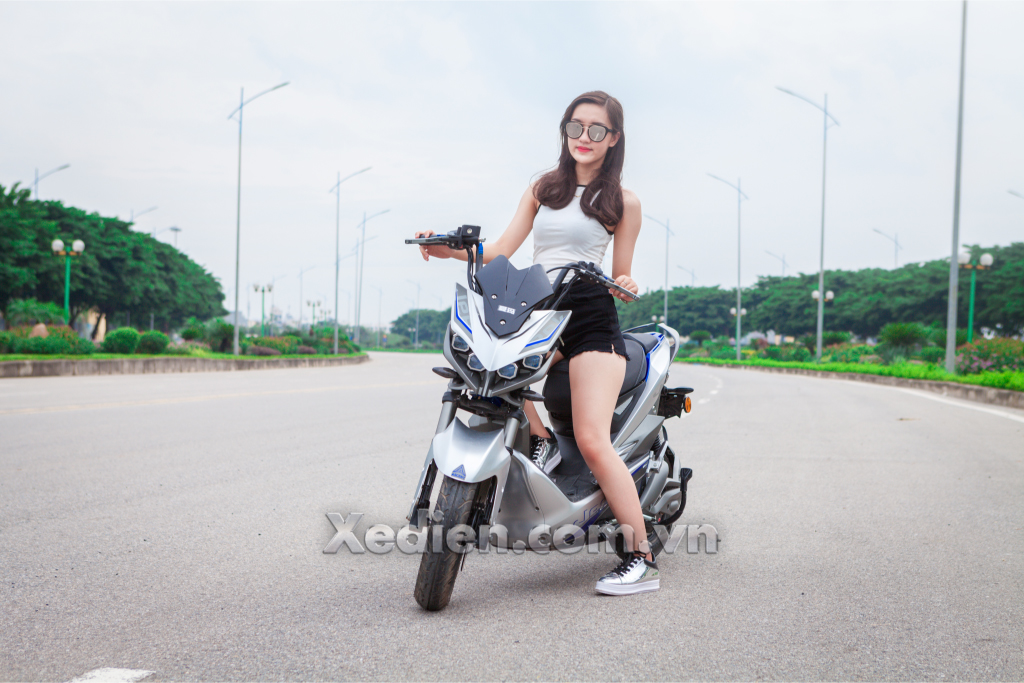 Đánh giá xe máy điện Aima Jeek không thể bỏ qua