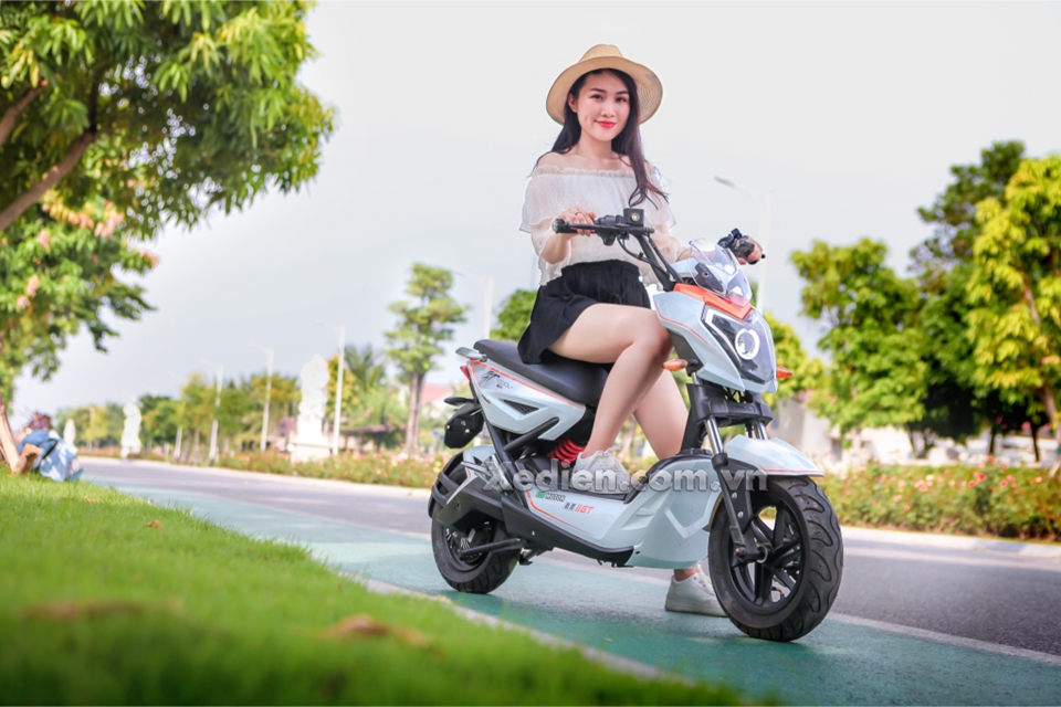 Xe điện Xmen GT Aima – Bứt phá mang tới thiết kế thu hút