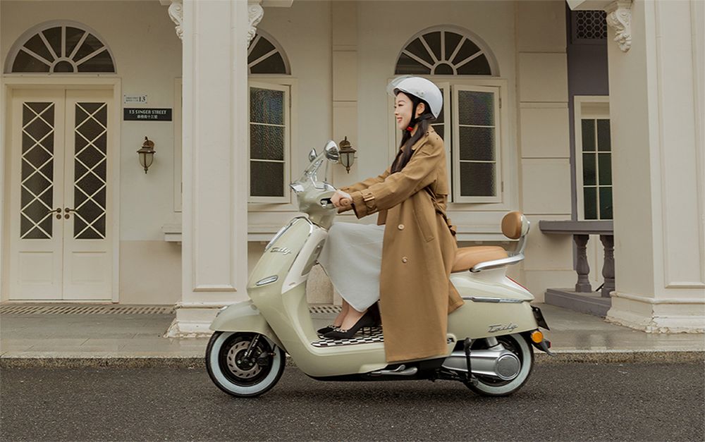 Xe Máy Điện Tailg Queen R71 Thời Trang, Mạnh Mẽ Và Tiện Nghi Cho Cuộc Sống Hiện Đại.