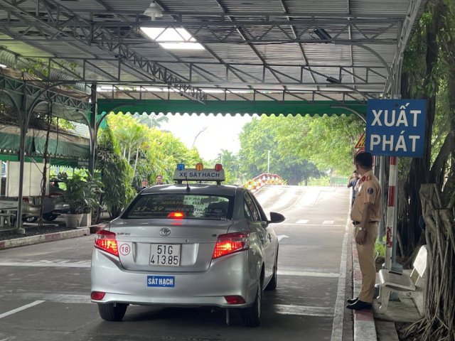 Quy định mới: Ô tô điện được sử dụng trong sát hạch lái xe từ 1/7/2026