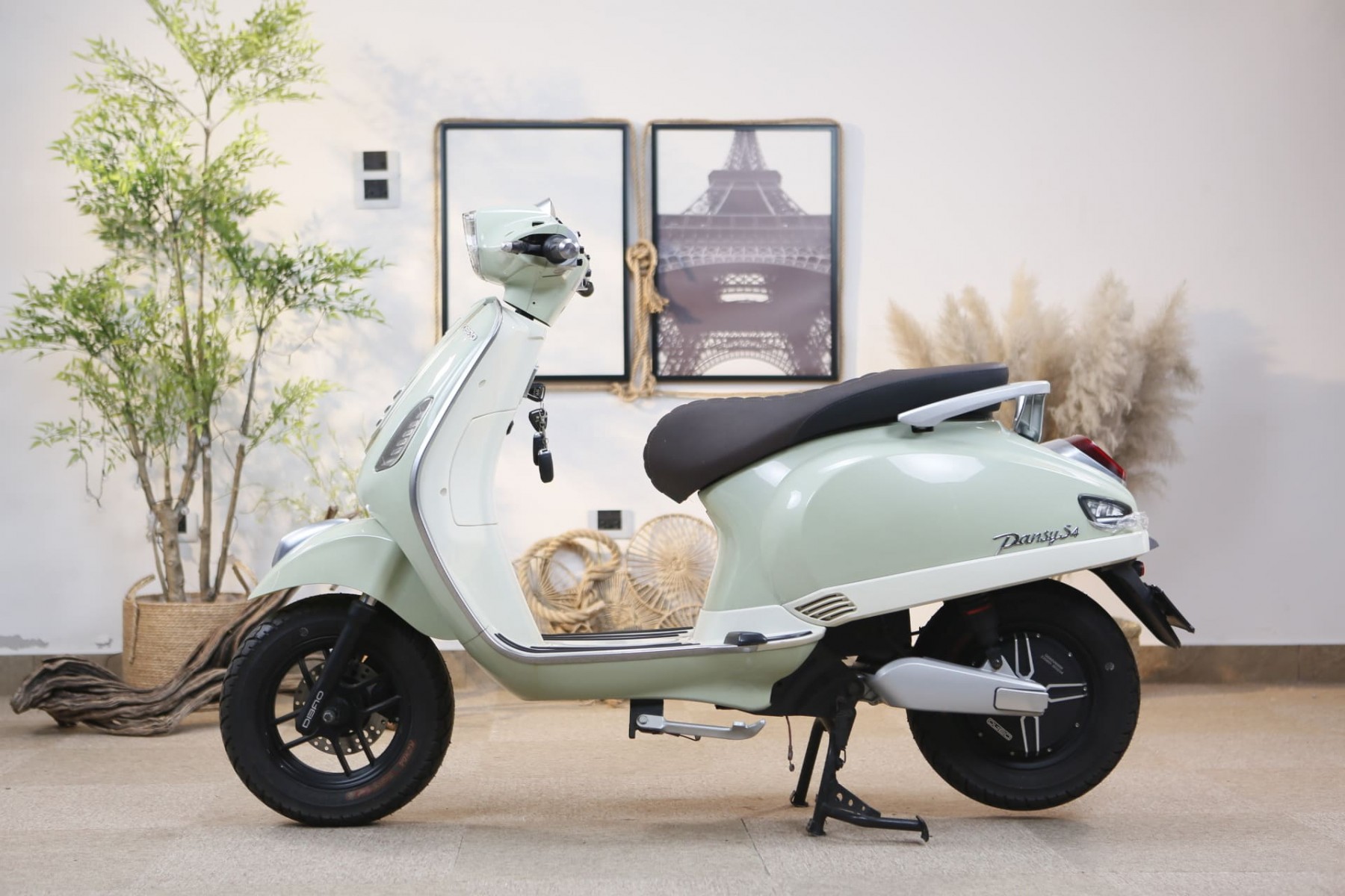 Nghị Định 238/2026 Có Hiệu Lực Thì Nên Chọn Xe Điện Nào Để Con An Tâm Đến Trường?