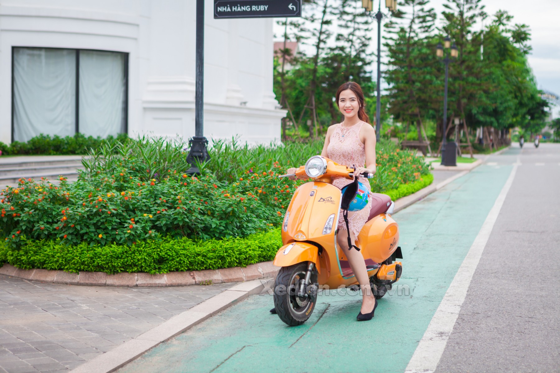 Nghỉ học sẽ đi phượt trên xe điện, bạn nghĩ sao?