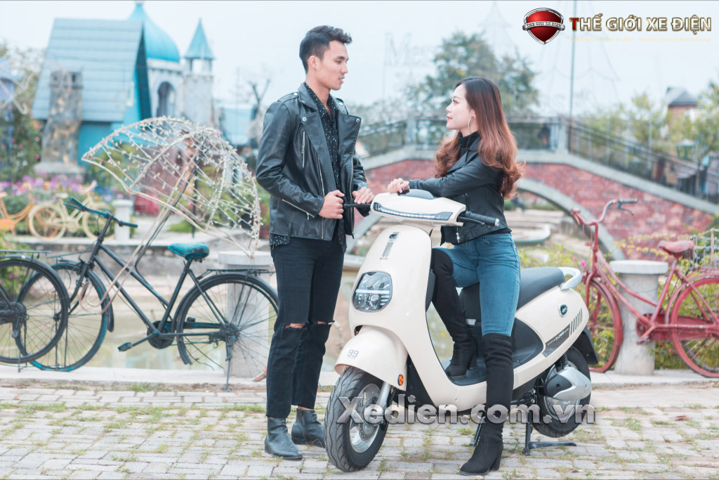 Bao nhiêu tuổi được đi xe máy điện?